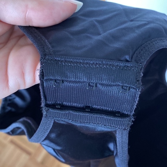 Maidenform Sexy Bodysuit size medium - Picture 10 of 13